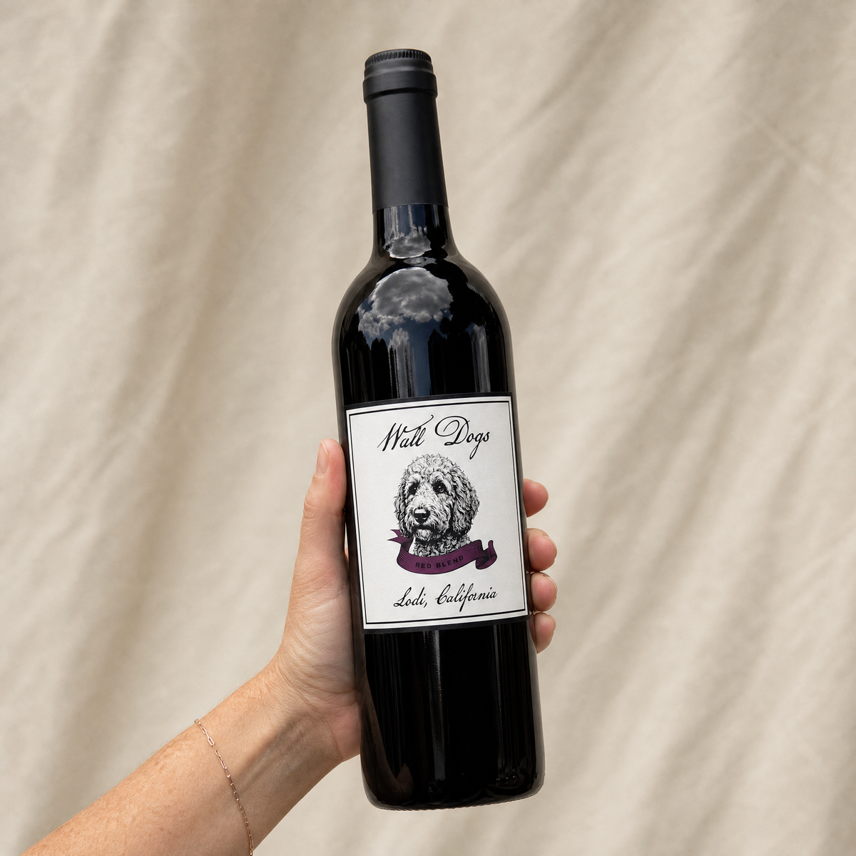Wall Dogs 2025 Red Blend Lodi, California